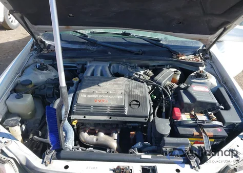 2000 Toyota Avalon Xls z USA, uszkodzony, nr VIN 4T1BF28B0YU020175